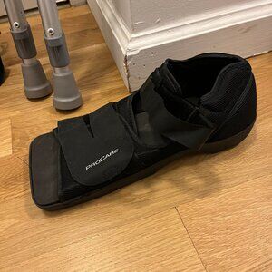 ProCare Squared Toe Post-Op Shoe Size: Large ( Wear on the left or right )